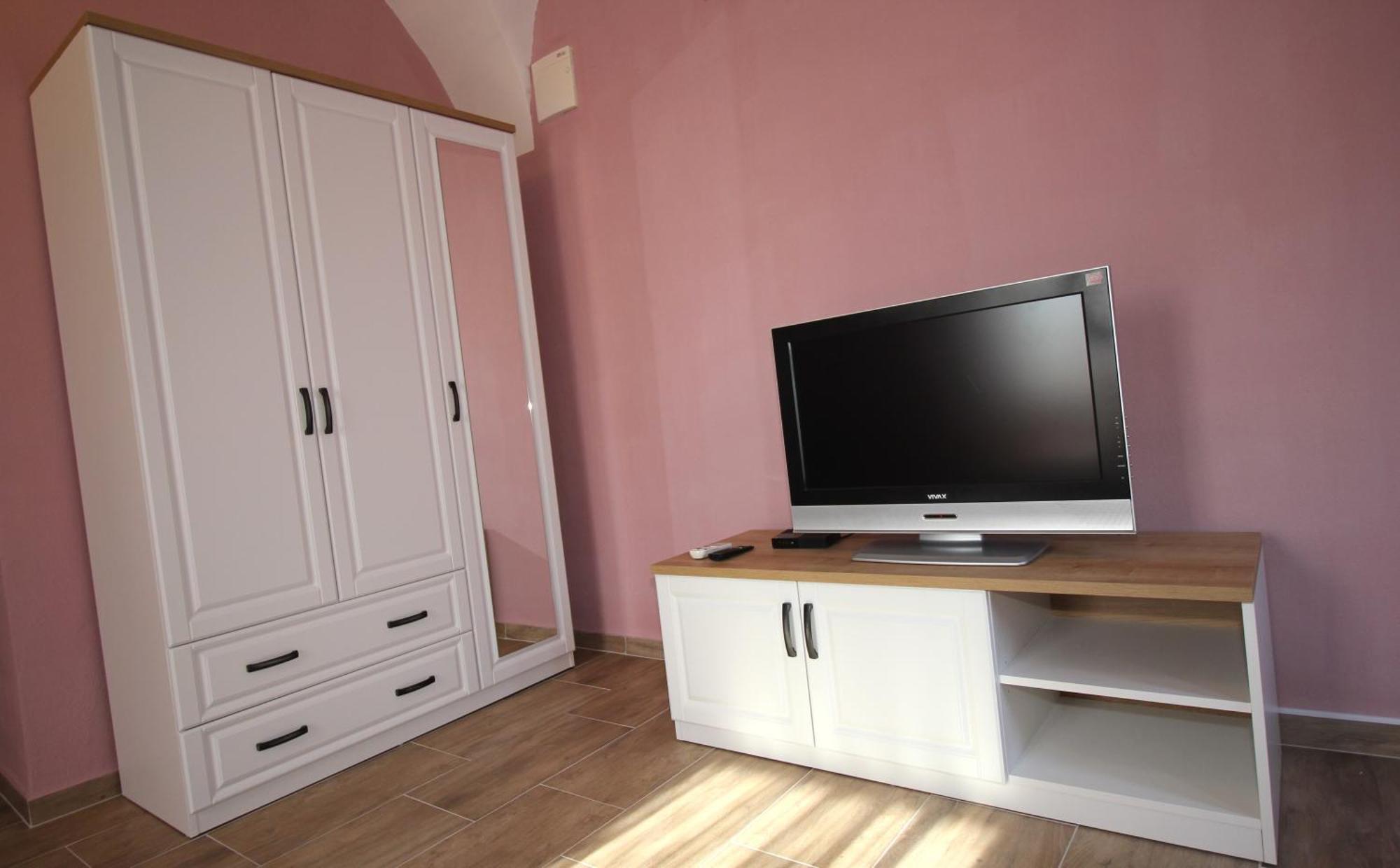 Studio Apartman Maro Senj  Buitenkant foto
